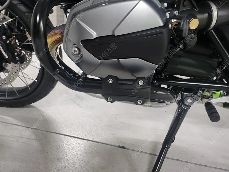 BMW R nine T 스크램블러 2023 블랙 사진 8