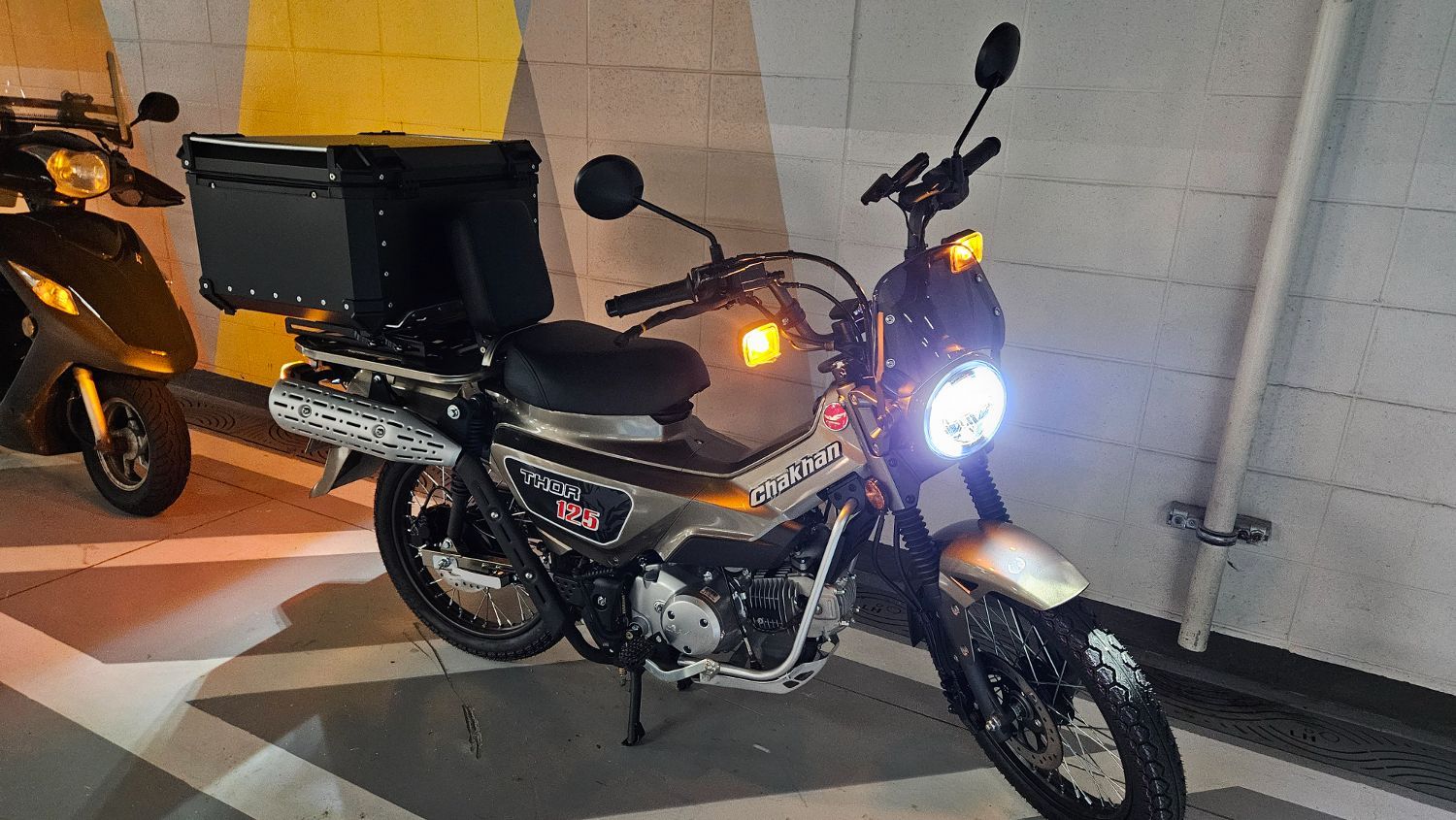 착한스쿠터 토르 125 more