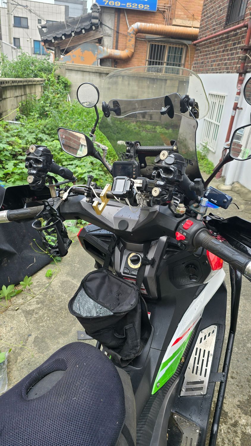 케이앤씨모터스 이지맥스 300 ABS more