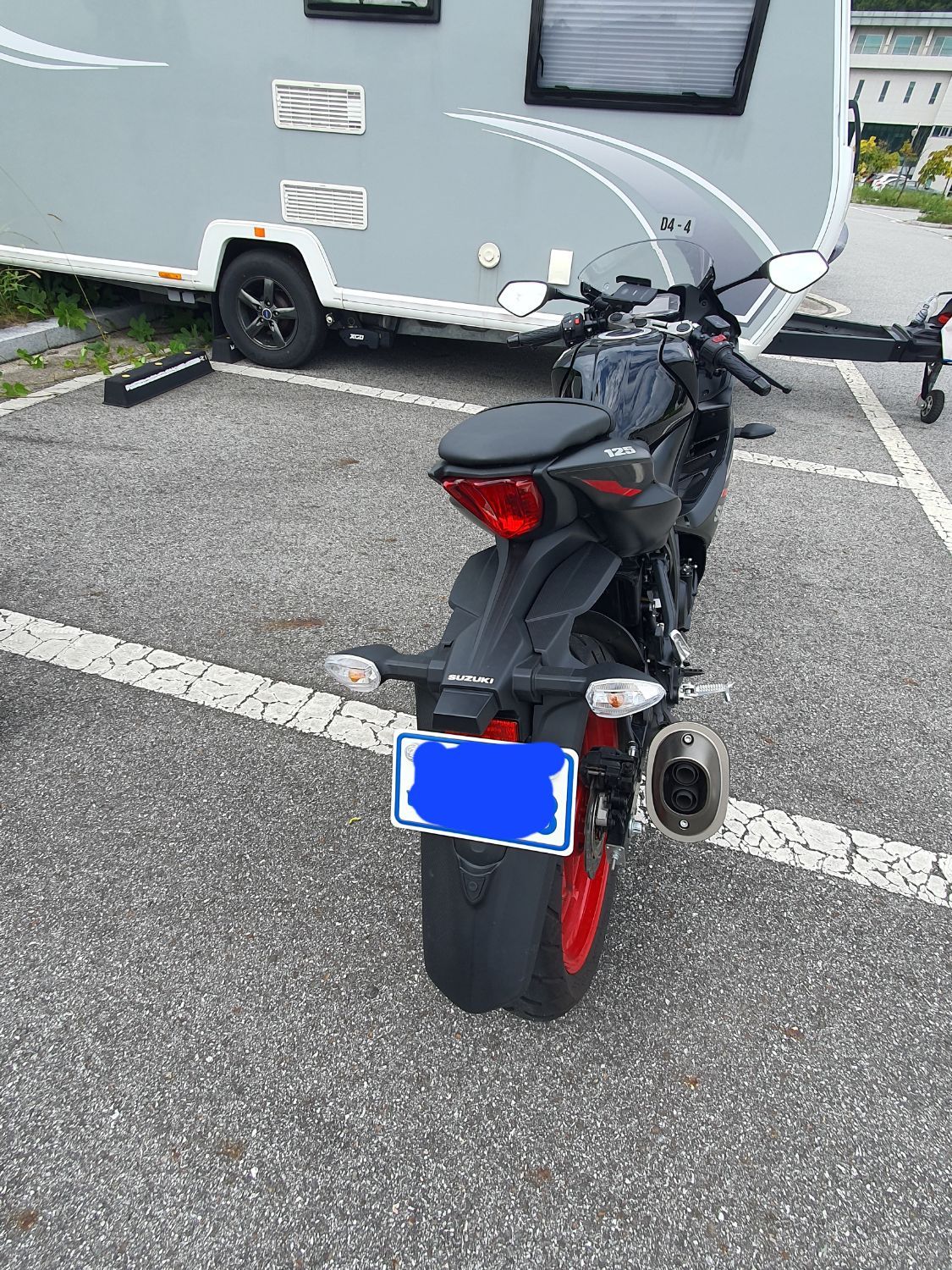 스즈키 GSX R 125 ABS thumb 2