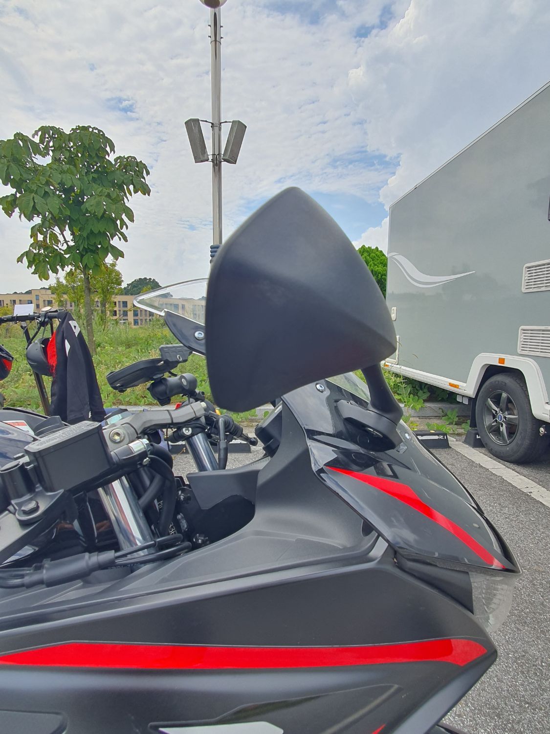 스즈키 GSX R 125 ABS more