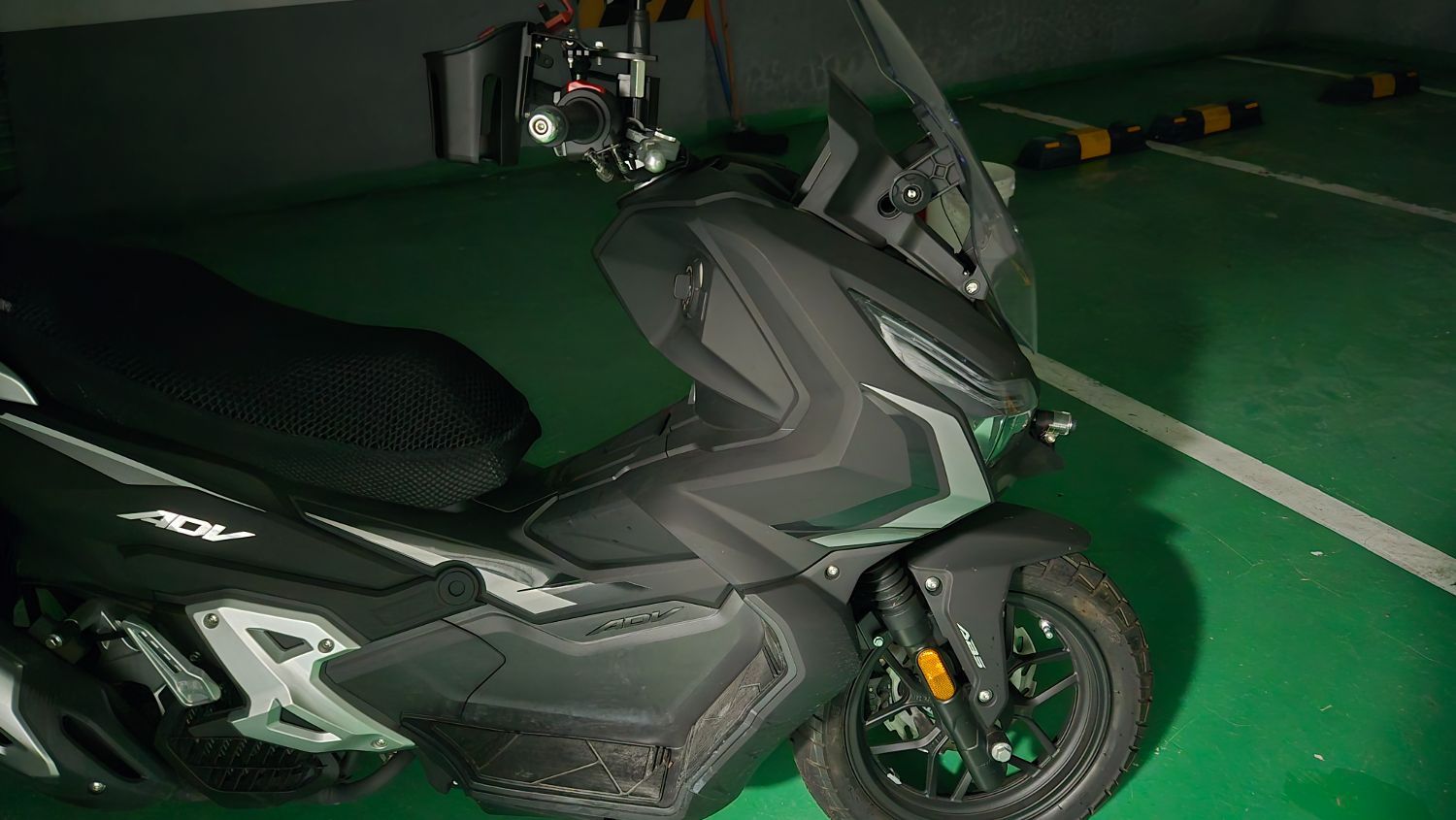 기타 ADV 125 thumb 2