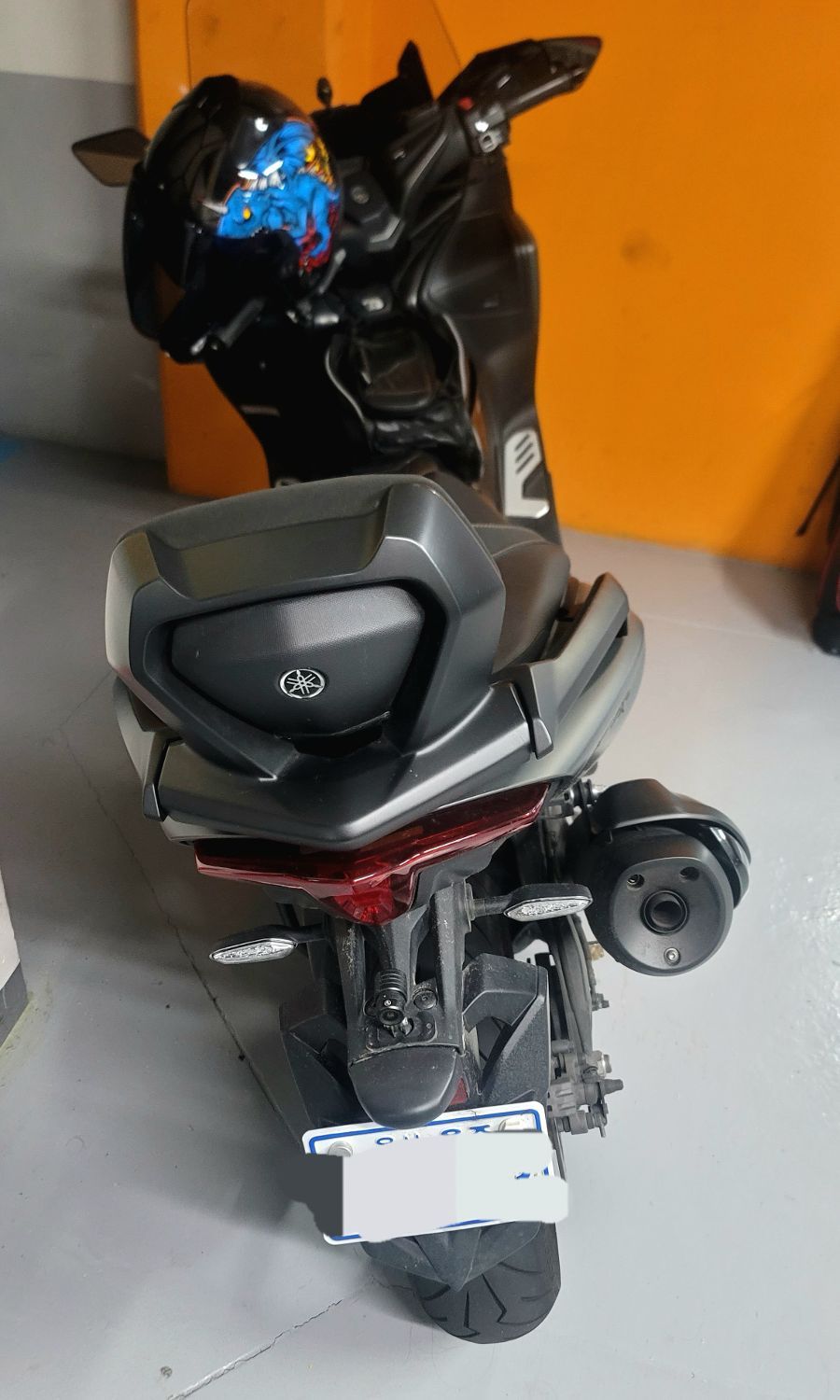 야마하 TMAX 560 thumb 2