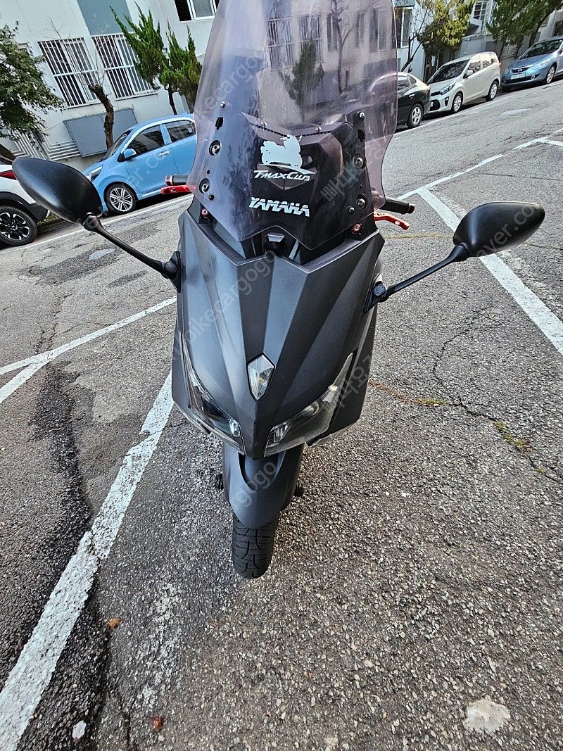 야마하 TMAX 530 main