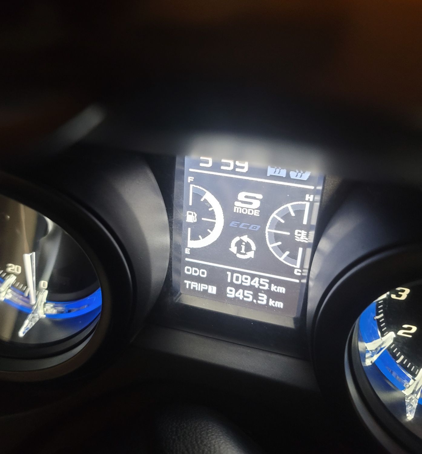 야마하 TMAX 560 more