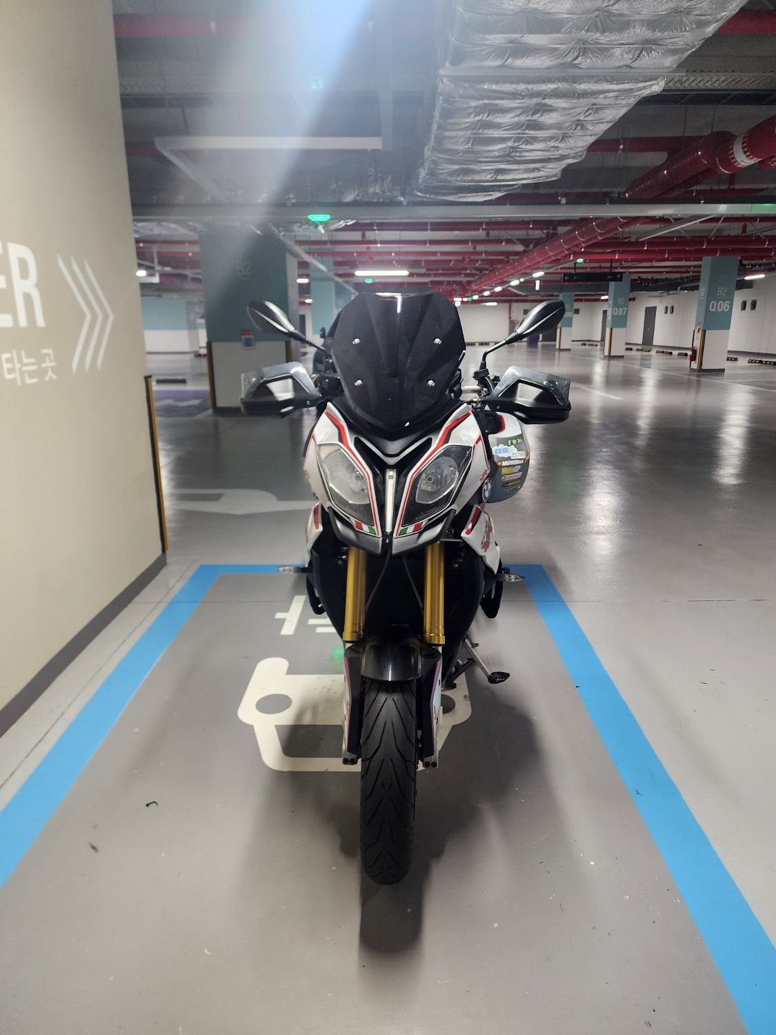 BMW S 1000 XR 2016 블랙 사진 1