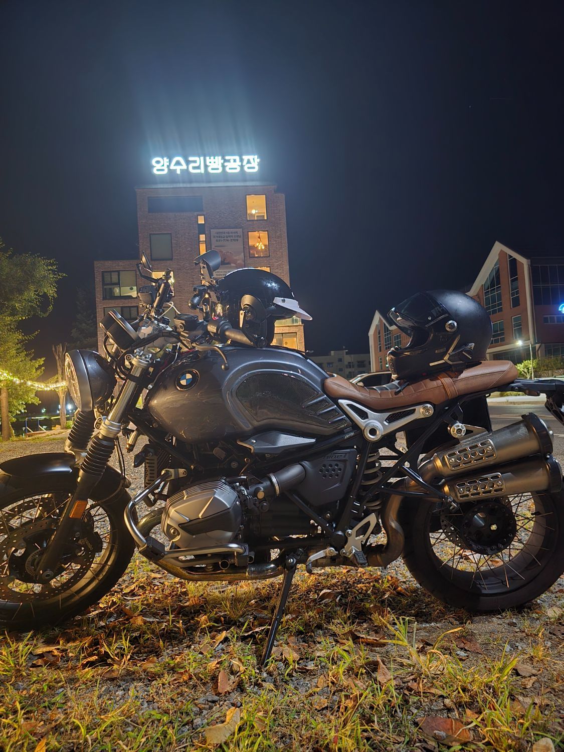 BMW R nine T 스크램블러 2021 블랙 사진 1