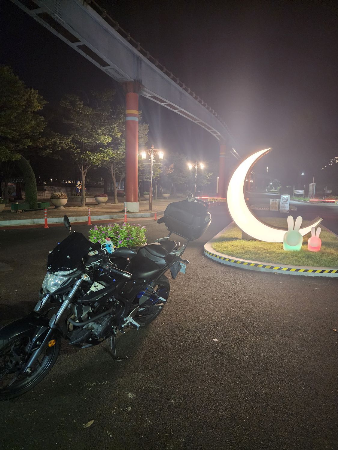 야마하 MT 03 more