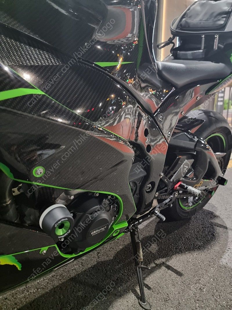 가와사키 닌자 ZX 10 R 2023 그린 사진 4