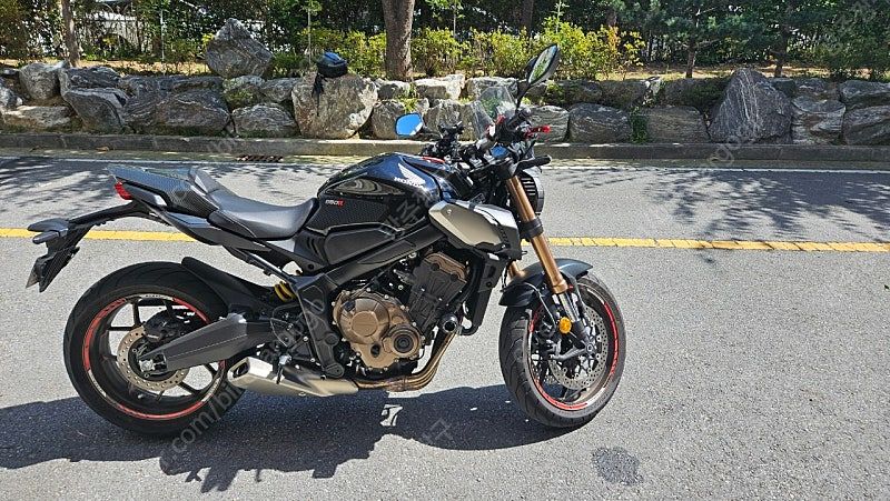 혼다 CB 650 R thumb 2