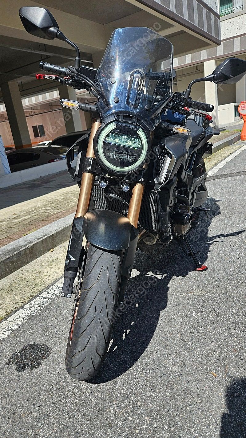 혼다 CB 650 R more