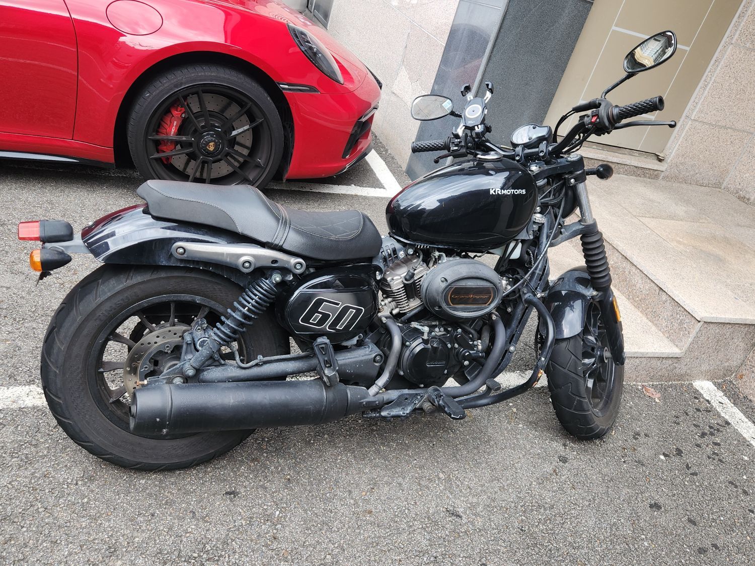 KR모터스 아퀼라 125 main