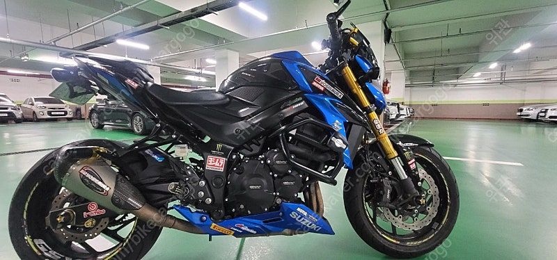 스즈키 GSX S 750 thumb 2