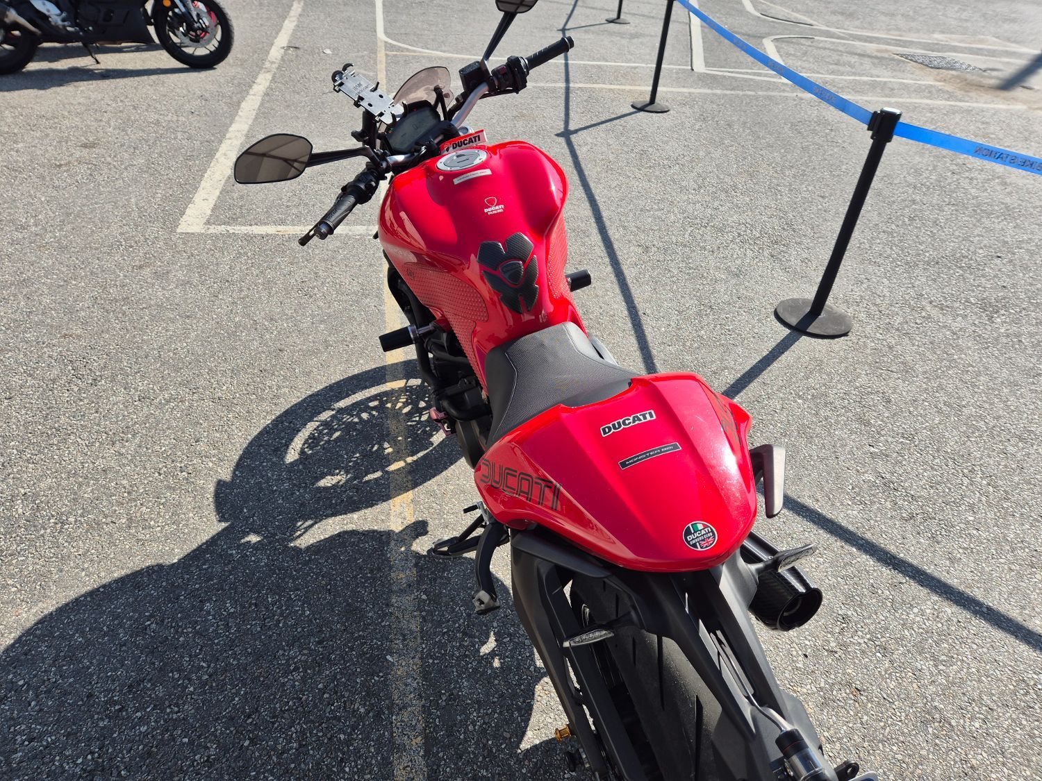 두카티 몬스터 821 more