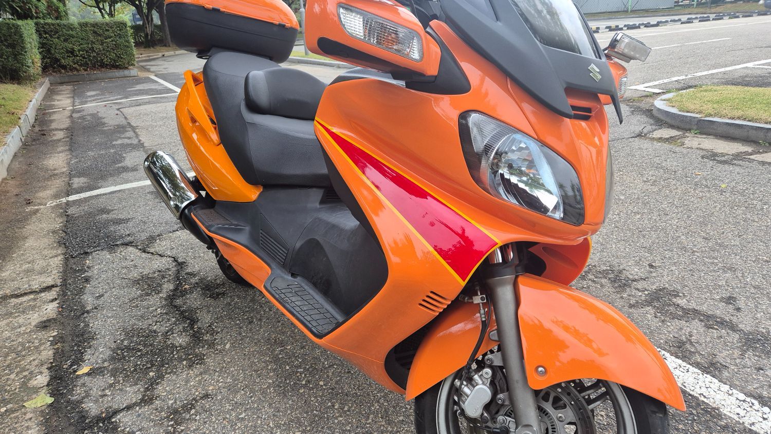 스즈키 버그만 650 익스큐티브 main