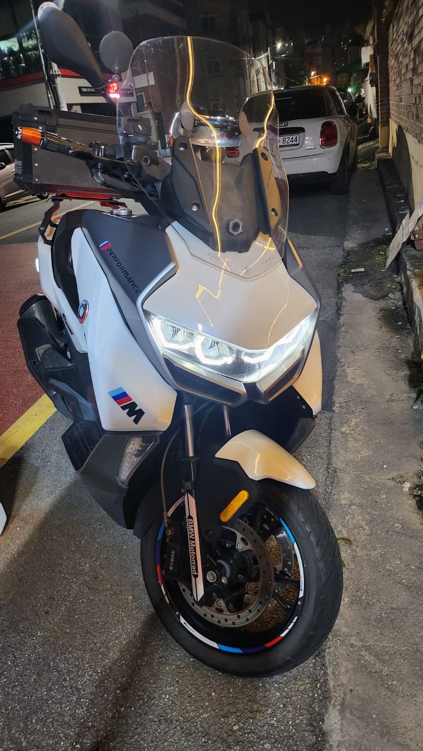 BMW C 400 GT thumb 2