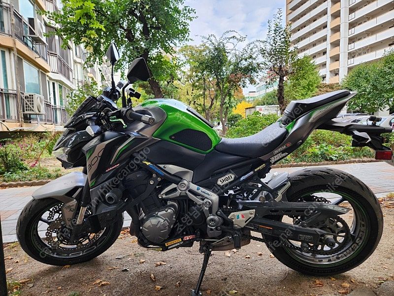 가와사키 Z 900 thumb 2