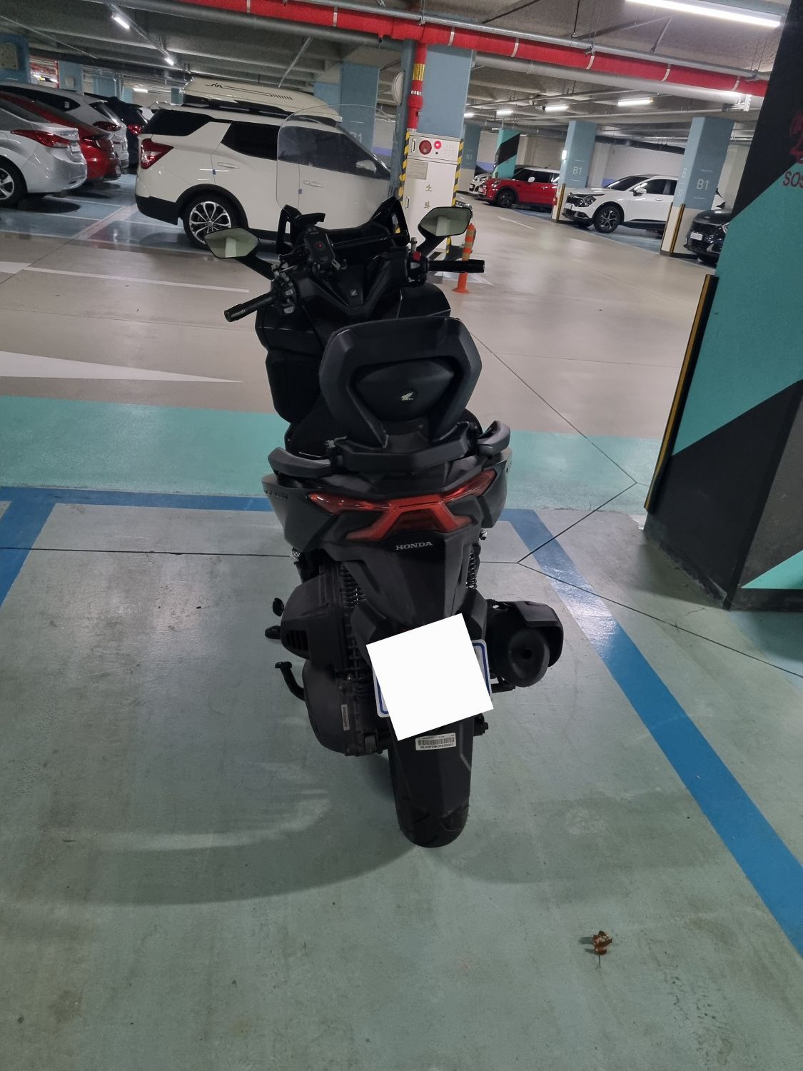 혼다 포르자 350 thumb 2