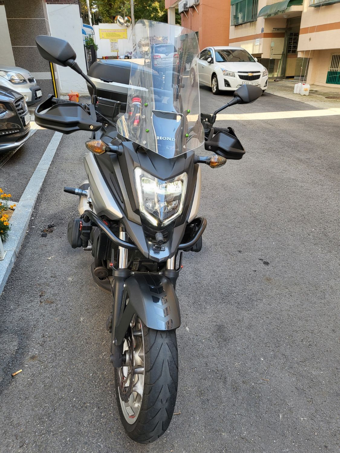 혼다 NC 750 X 2018 화이트 사진 2