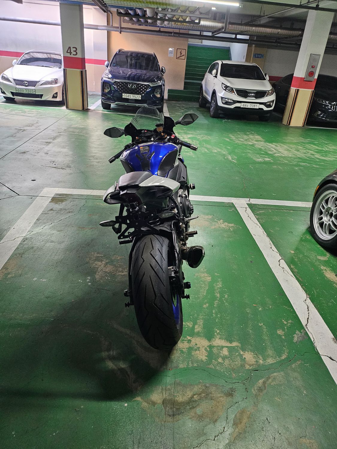 야마하 YZF R1 2016 블루 사진 3