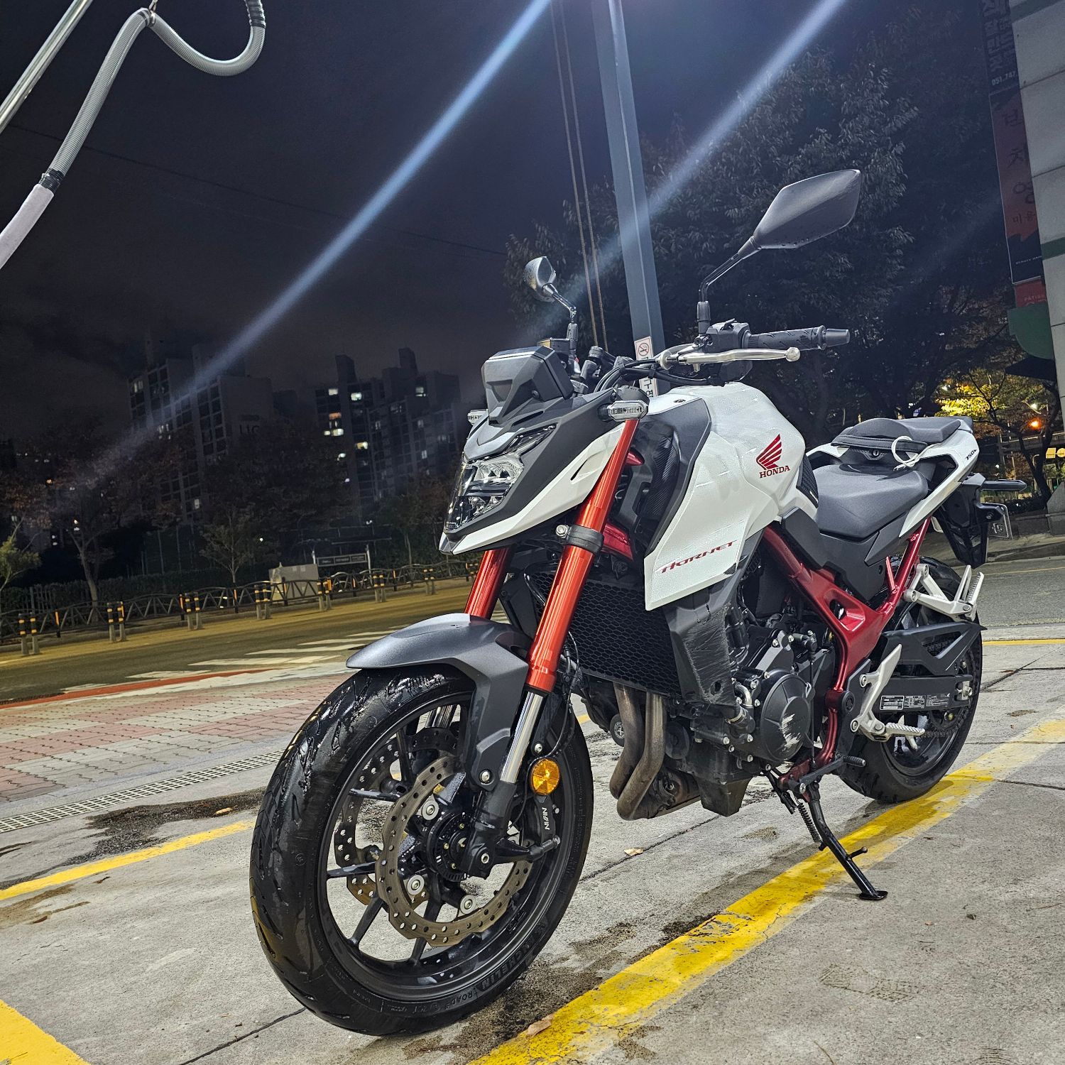 혼다 CB750 HORNET thumb 2