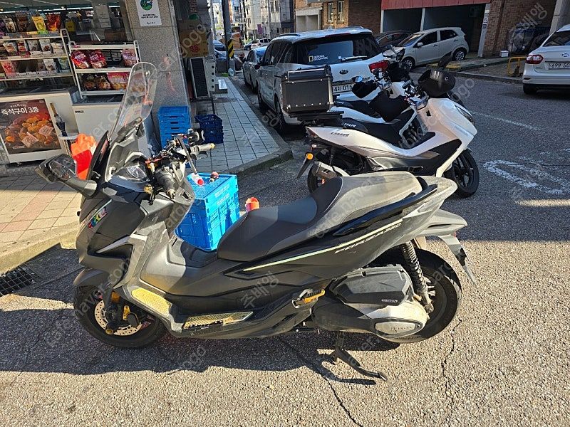 혼다 포르자 350 more