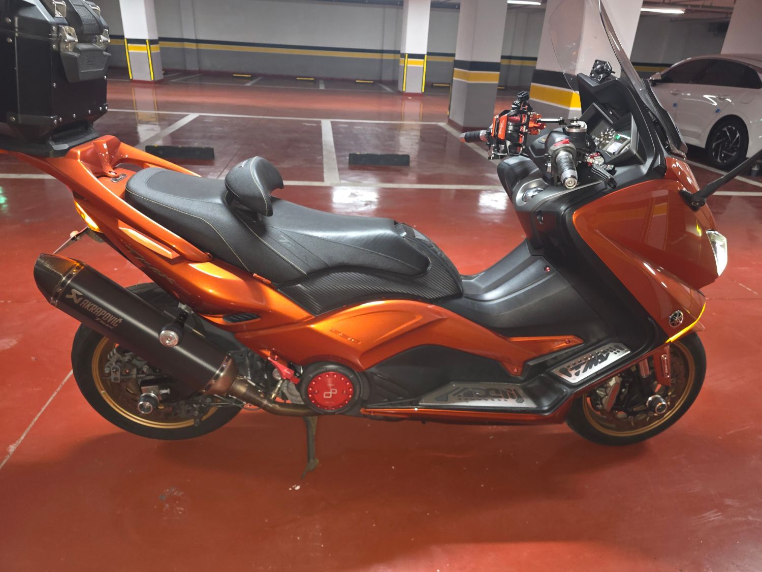 야마하 TMAX 530 thumb 2