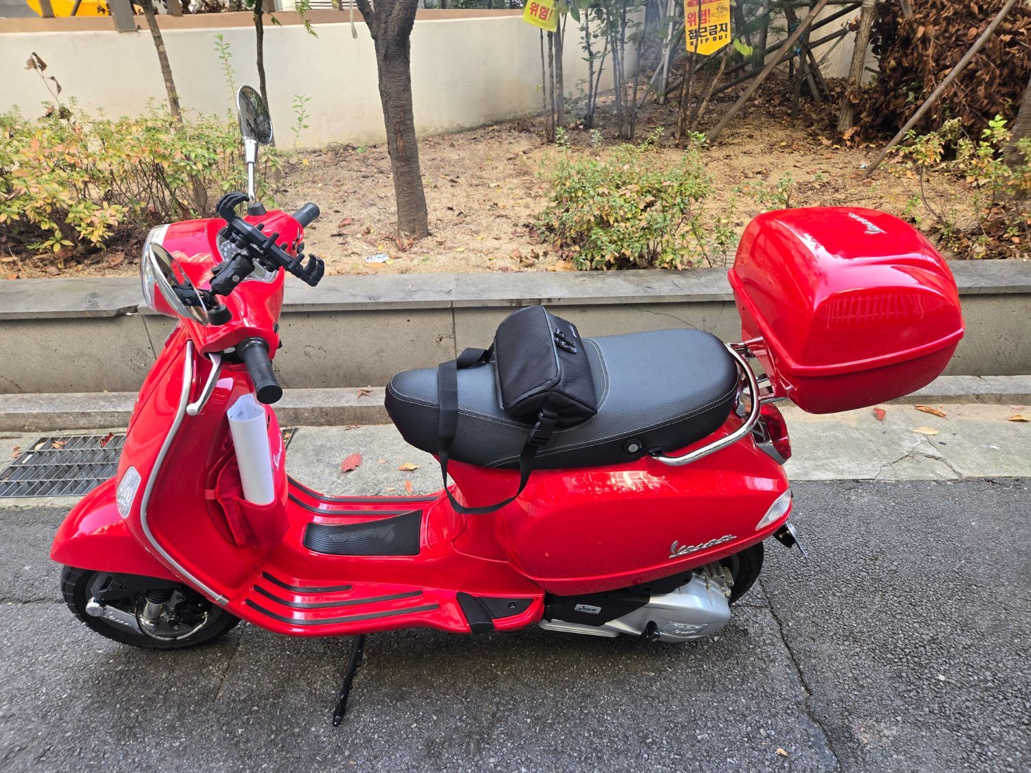 베스파 LX 125 thumb 2