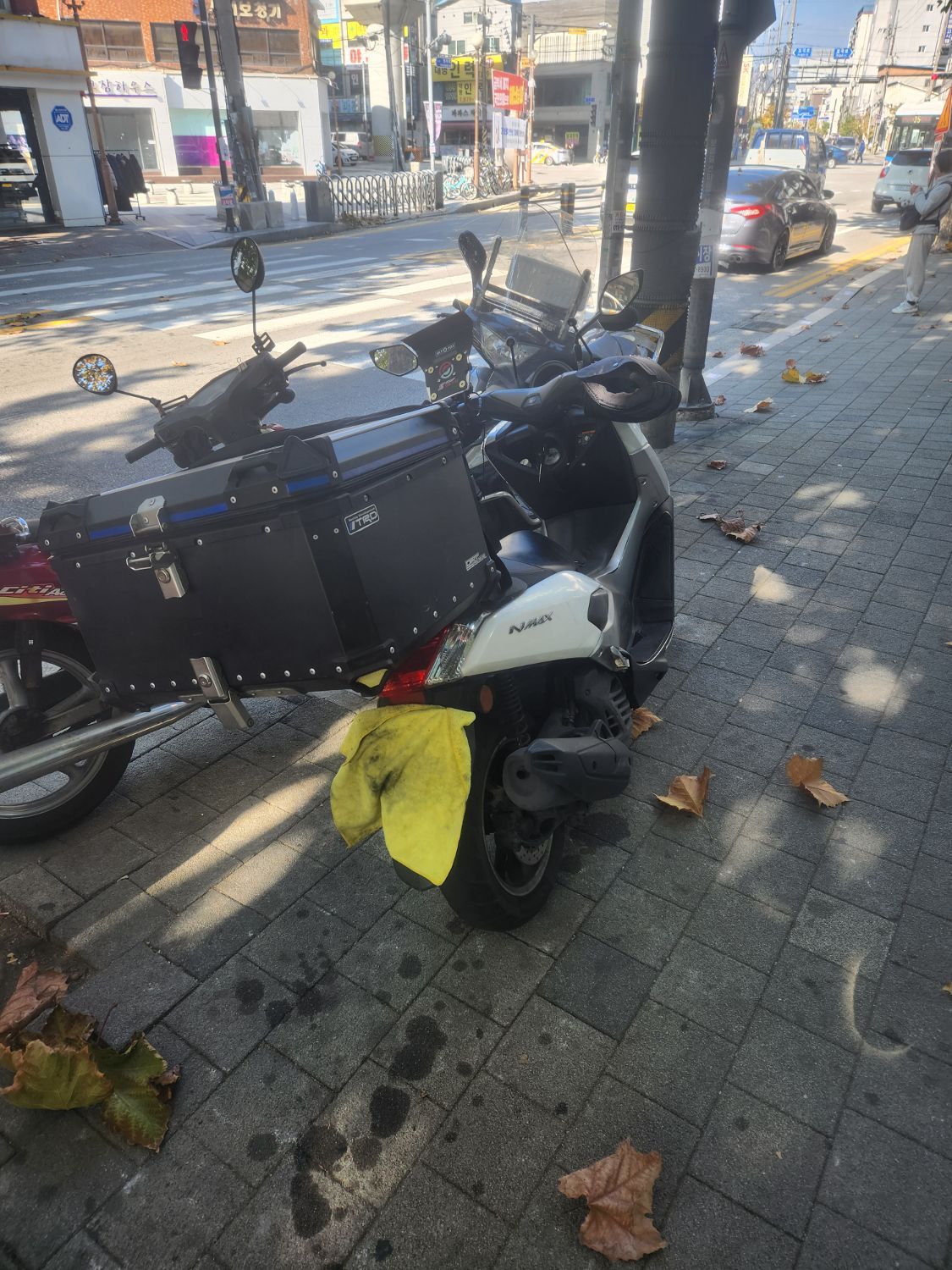 야마하 NMAX 125 thumb 2