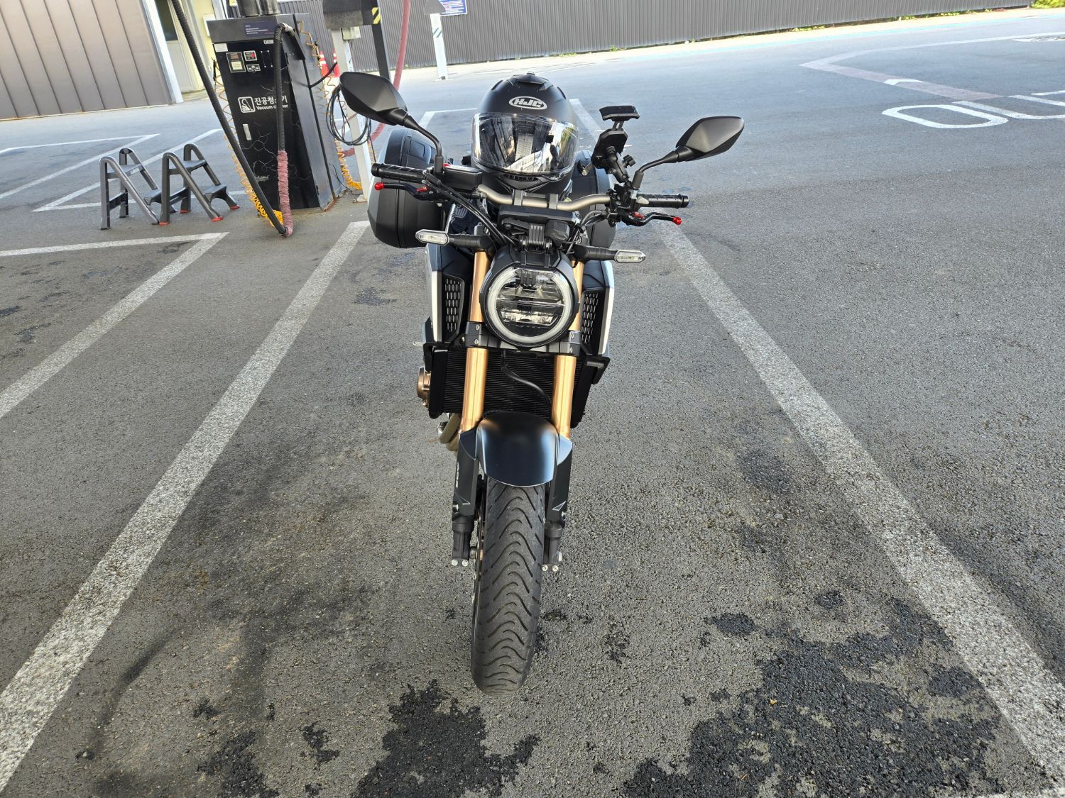 혼다 CBR 650 R 2019 화이트 사진 3