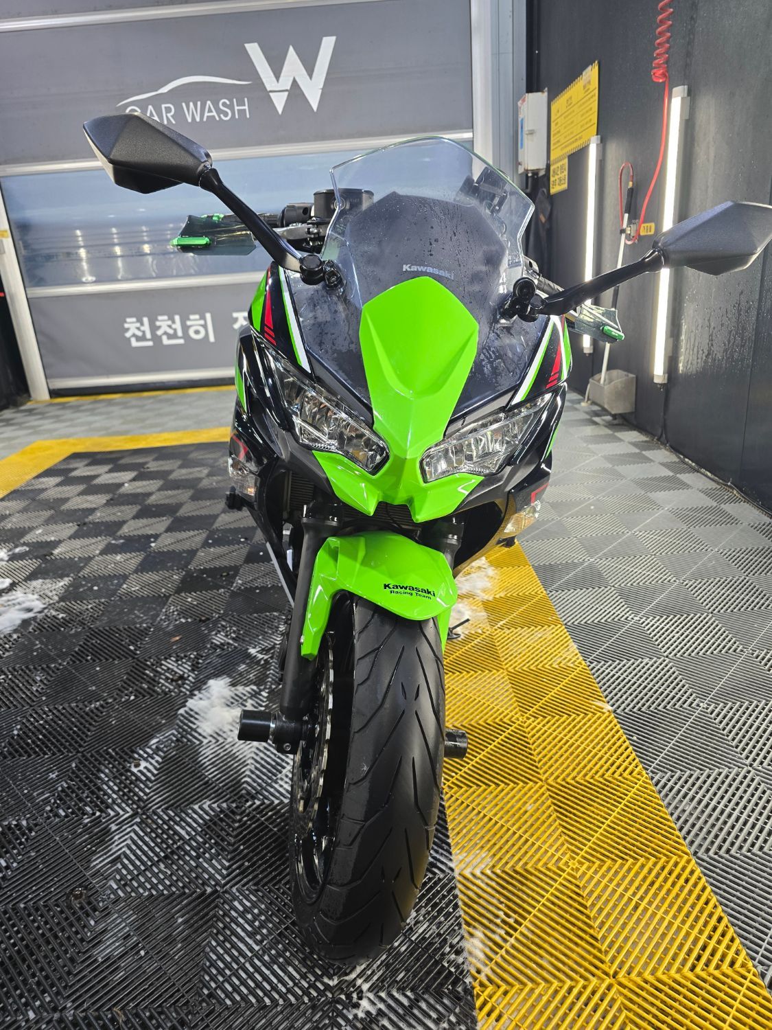가와사키 닌자 650 2021 옐로 사진 5