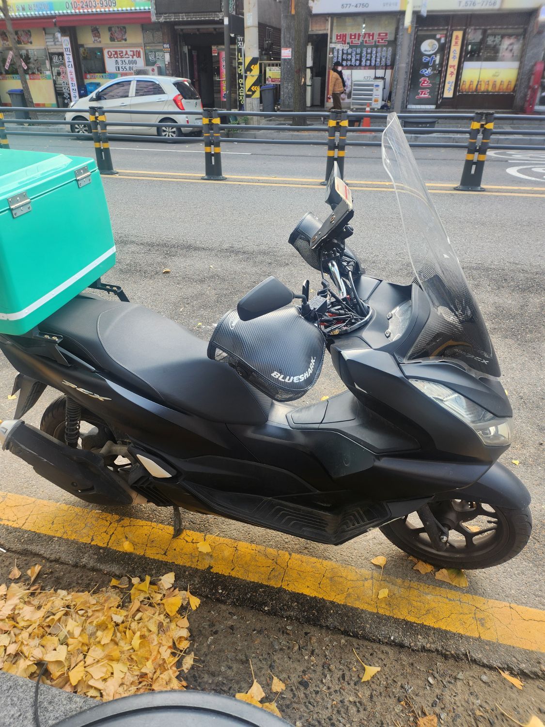 혼다 PCX 125 more