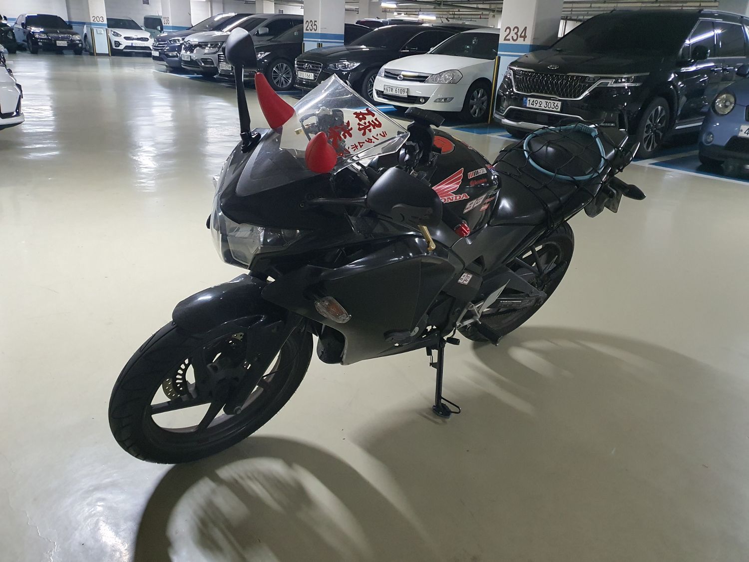 혼다 CBR 125 R thumb 2