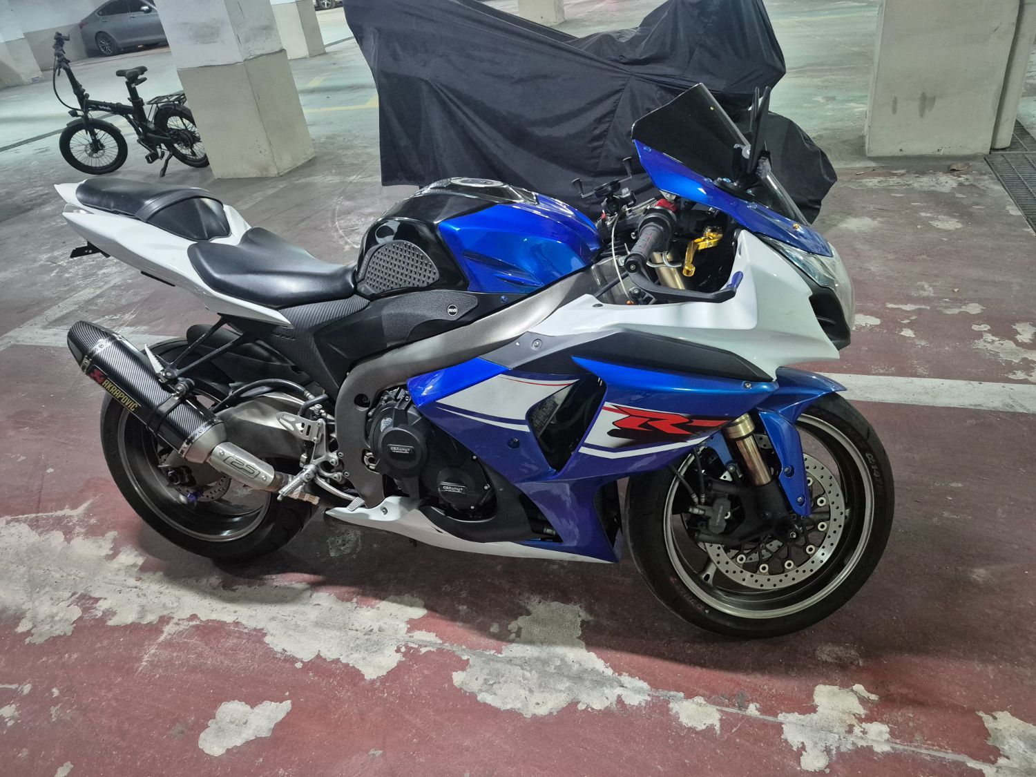 스즈키 GSX R 1000 more
