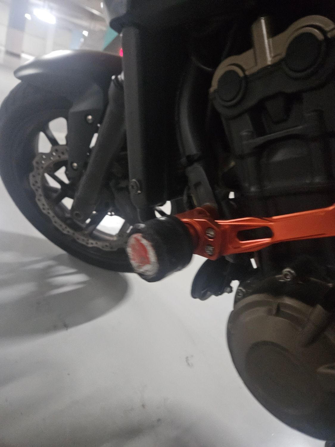혼다 CB 650 F 2018 블랙 사진 6