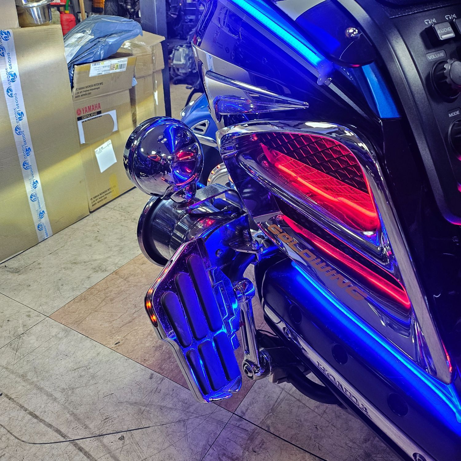 혼다 골드윙 1800 more