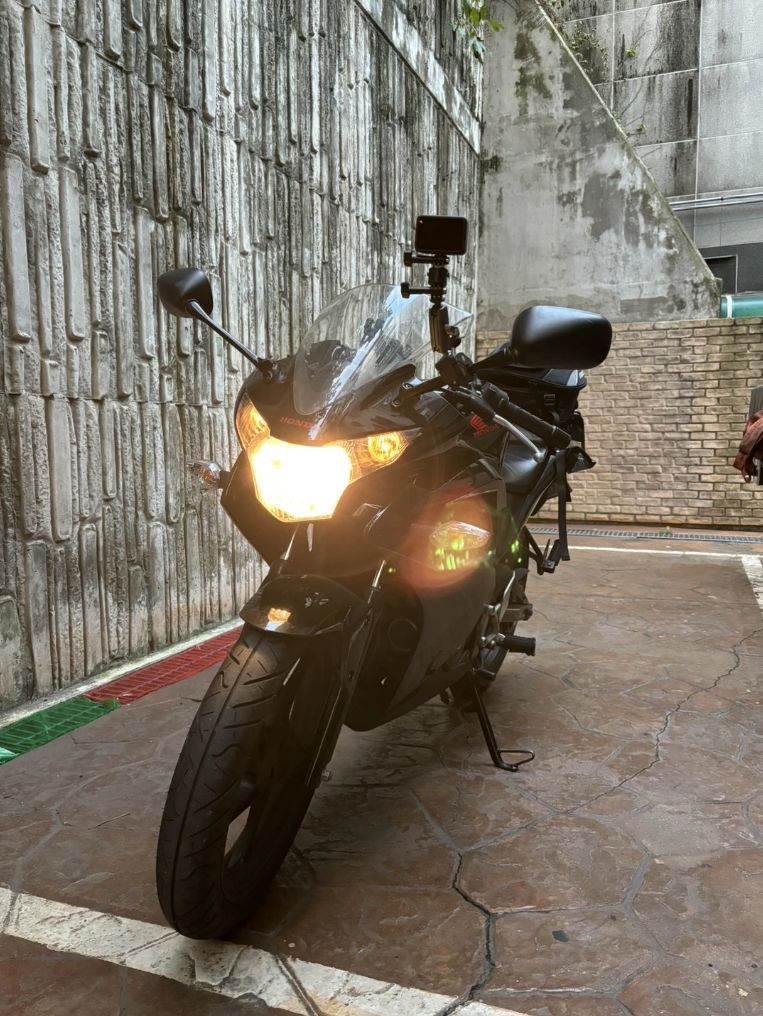 혼다 CBR 125 R thumb 2