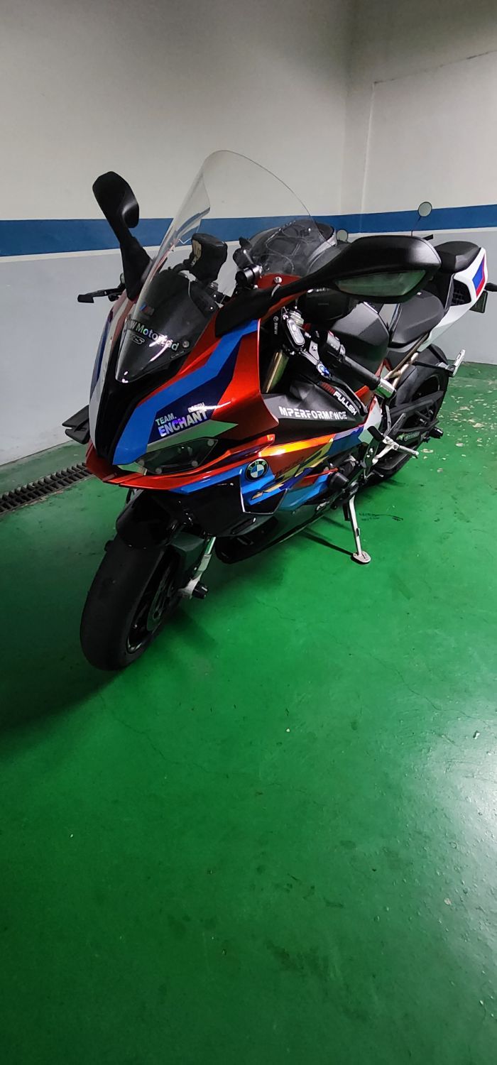 BMW S 1000 RR 2020 블랙 사진 4