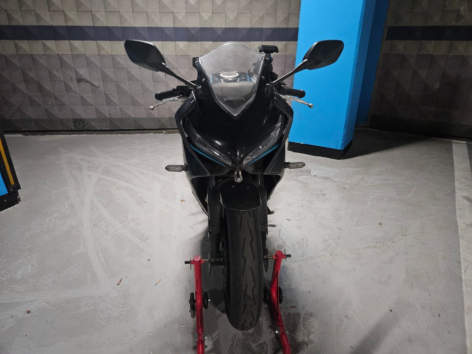 혼다 CBR 650 R MT more