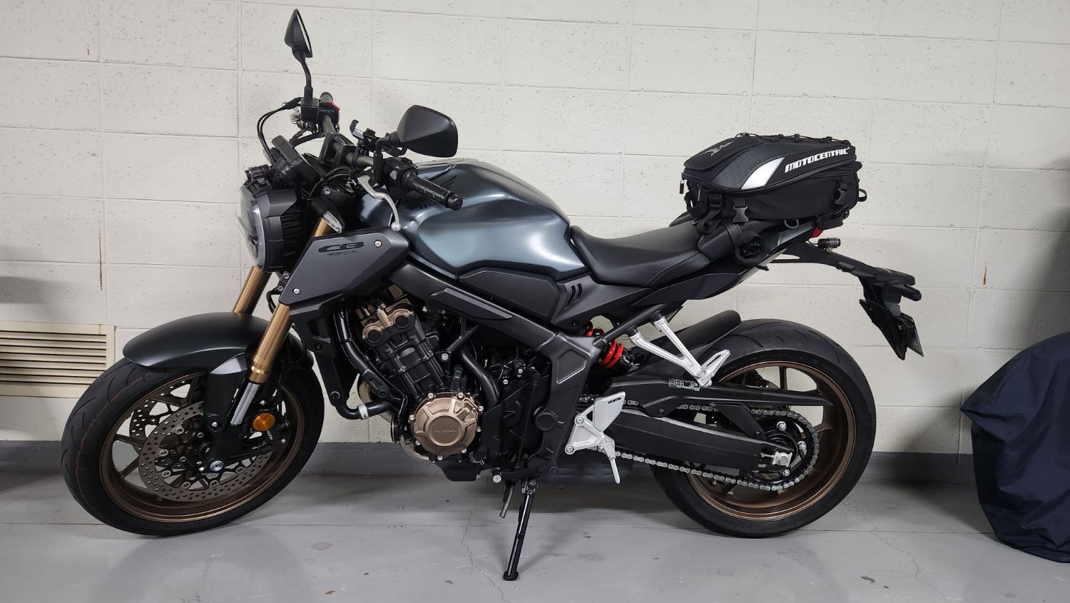 혼다 CB 650 R 2023 블랙 사진 1