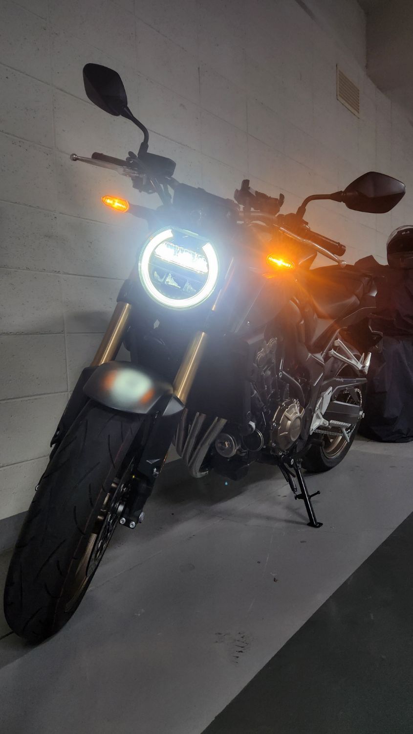혼다 CB 650 R 2023 블랙 사진 5