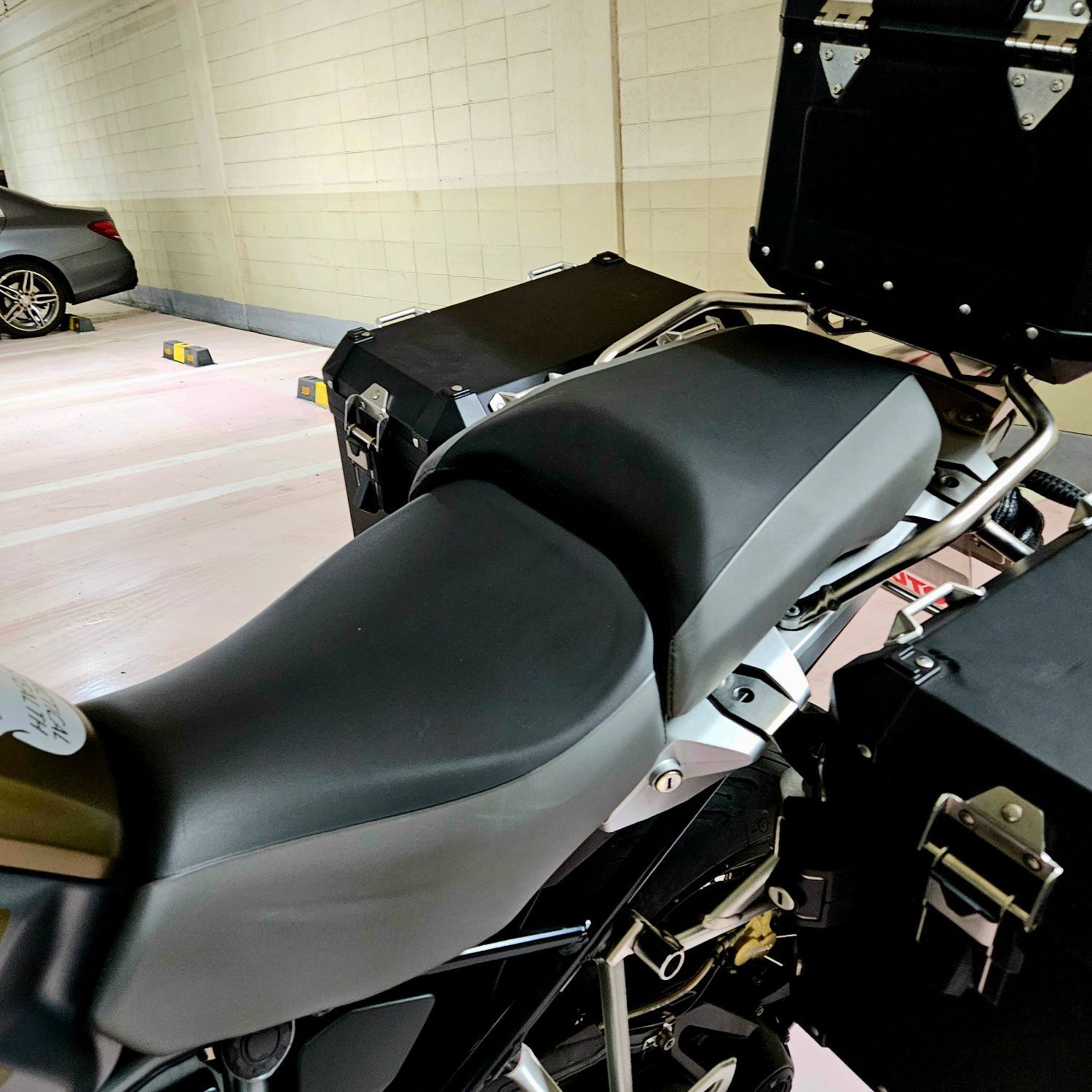BMW R 1250 GS 어드벤처 2020 블랙 사진 4