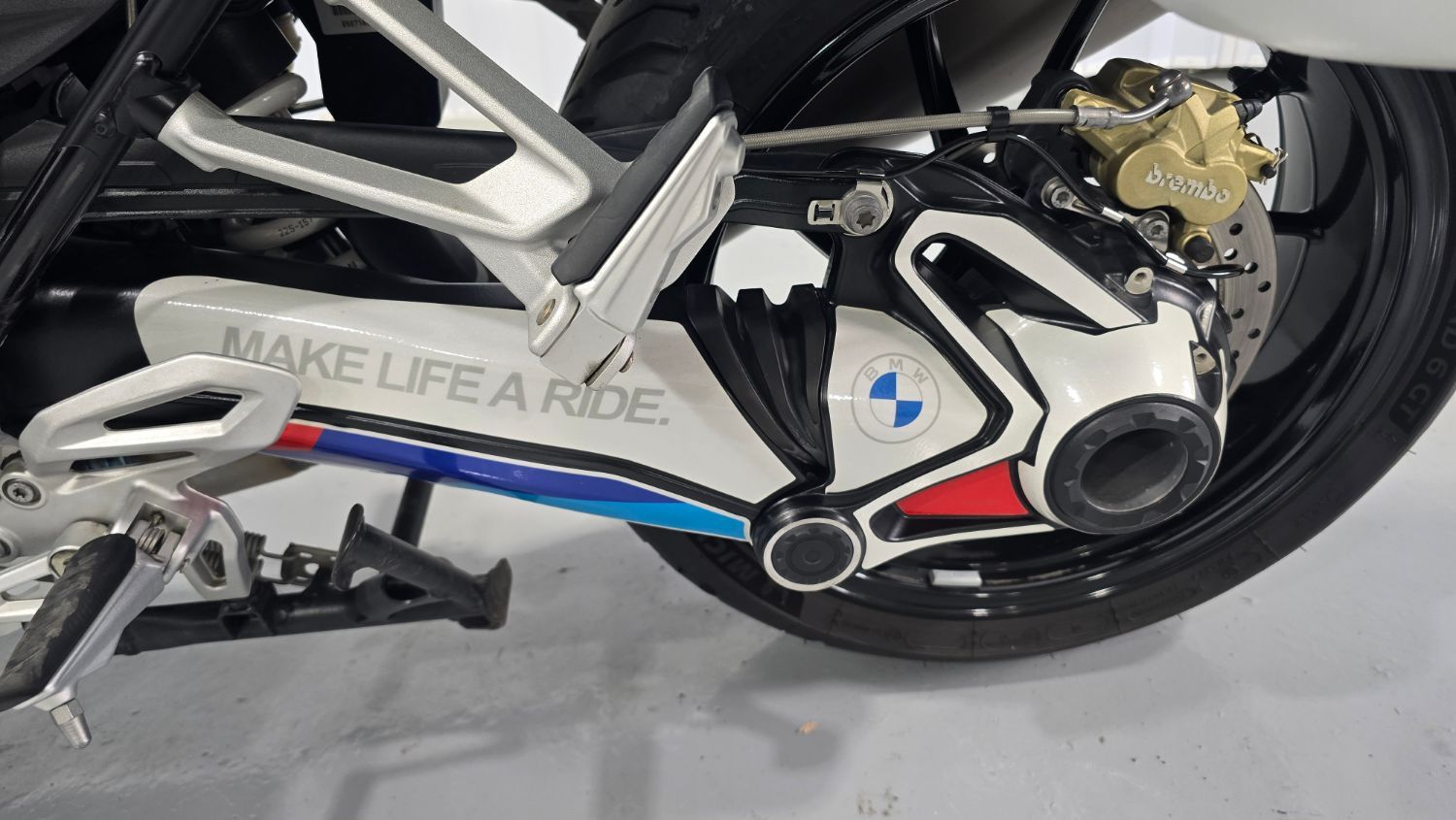 BMW R 1250 RS 2023 화이트 사진 7
