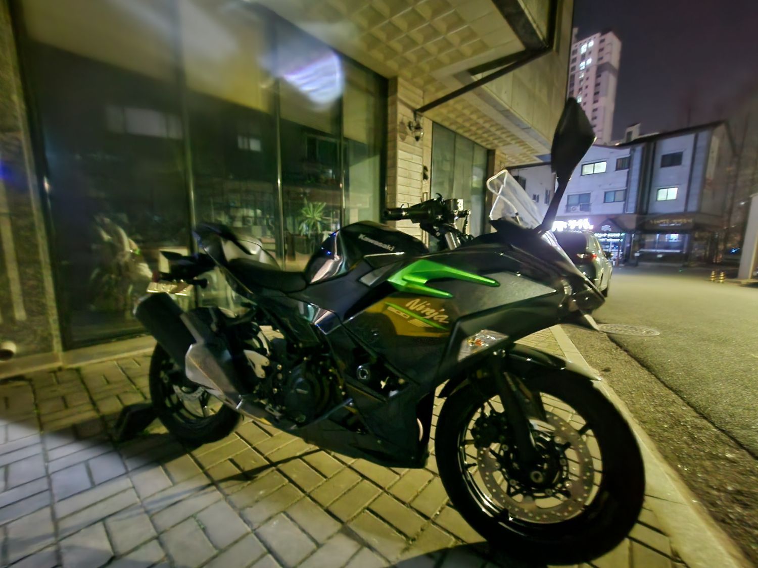 가와사키 닌자 500 thumb 2