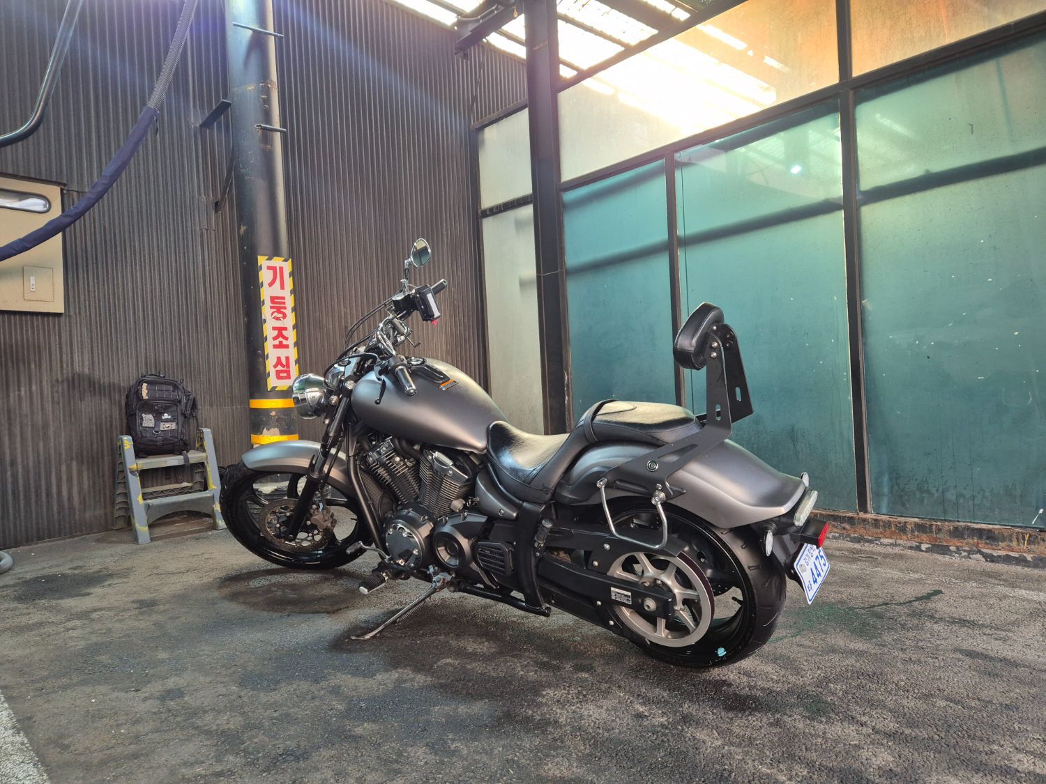 야마하 XVS 1300 커스텀 thumb 2