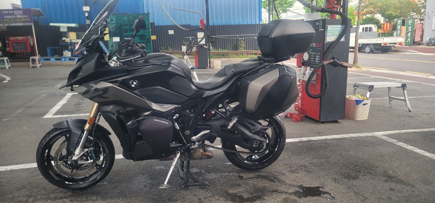 BMW S 1000 XR 2020 블랙 사진 2