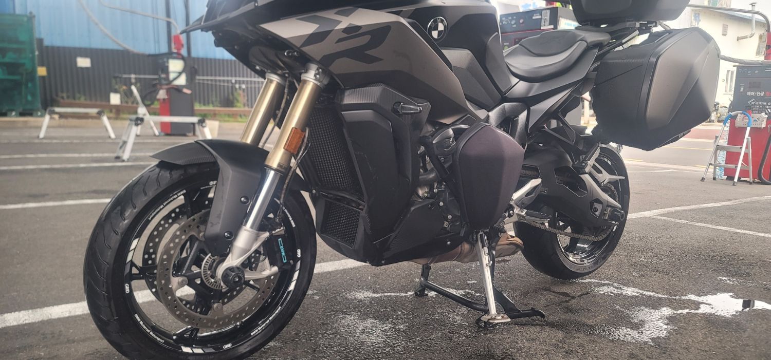 BMW S 1000 XR 2020 블랙 사진 5