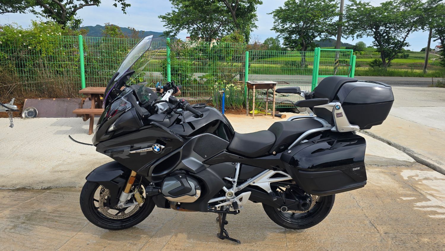 BMW R 1250 RT 2022 블랙 사진 4