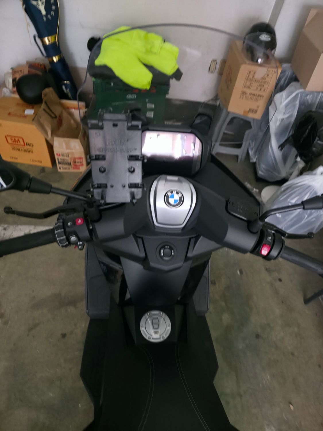 BMW C 400 GT more