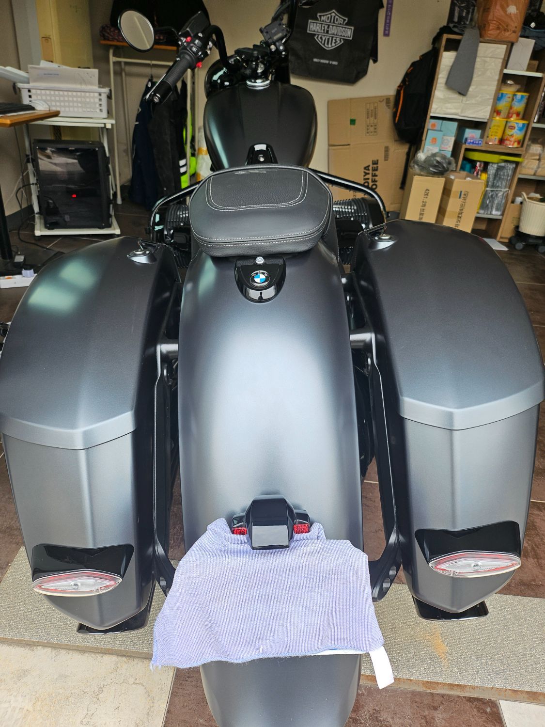 BMW R 18 Roctane 2024 블랙 사진 5